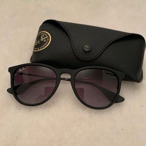 Ray-Ban Erika Classic Matte Black